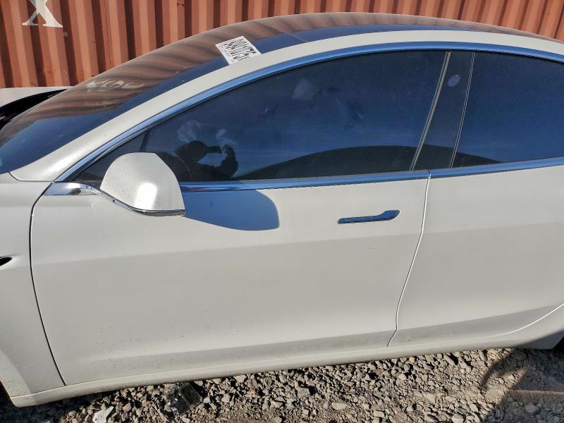 Фото 7 - TESLA MODEL 3