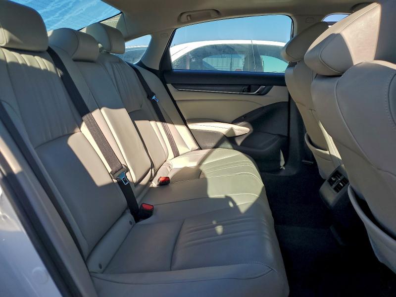 Фото 10 - HONDA ACCORD