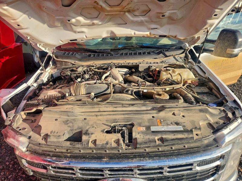 Фото 11 - FORD F550