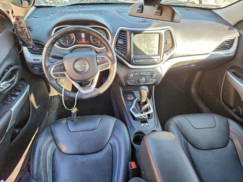 Фото 8 - JEEP CHEROKEE