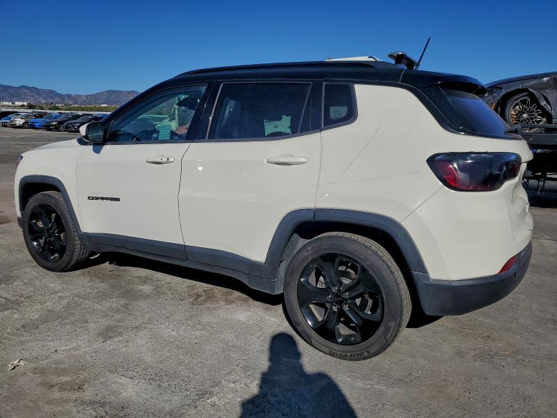 Фото 2 - JEEP COMPASS