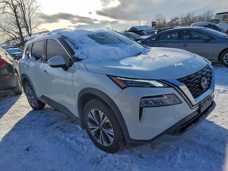 Фото 4 - NISSAN ROGUE