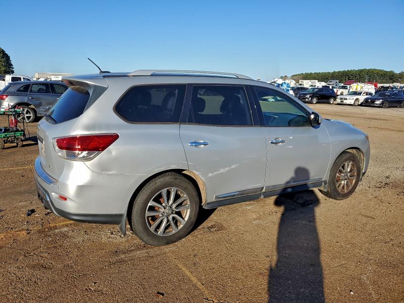 Фото 3 - NISSAN PATHFINDER