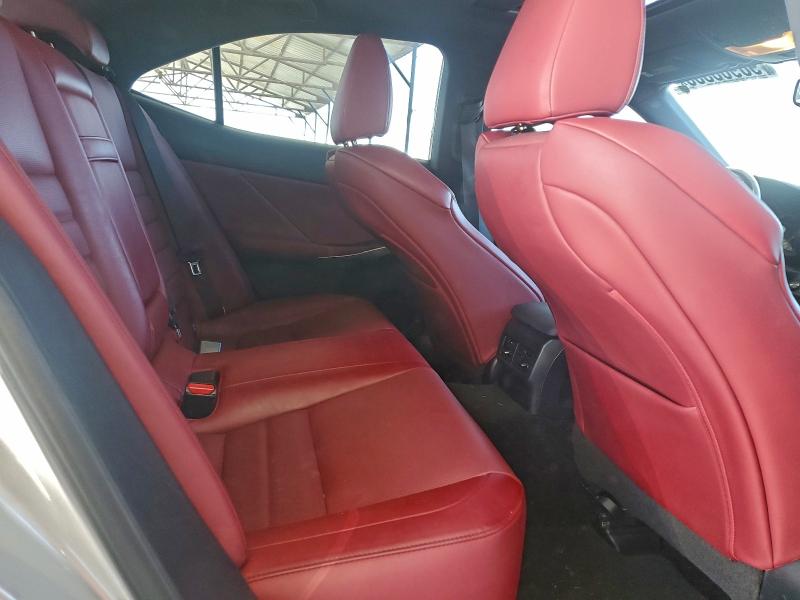 Фото 10 - LEXUS IS