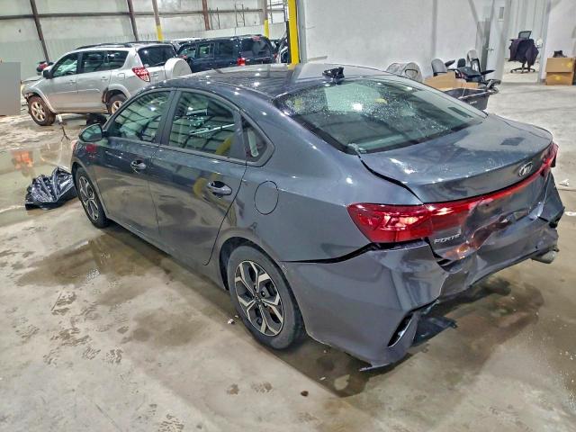 Фото 2 - KIA FORTE