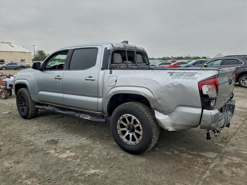 Фото 2 - TOYOTA TACOMA