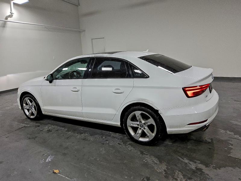 Фото 2 - AUDI A3