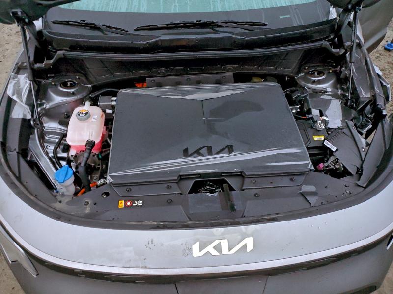 Фото 12 - KIA NIRO WIND