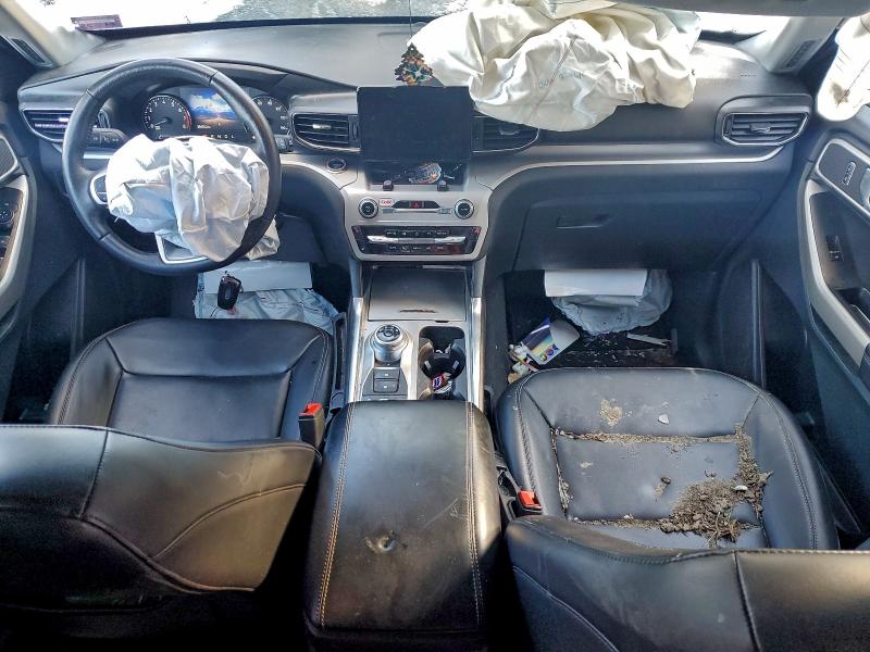 Фото 8 - FORD EXPLORER