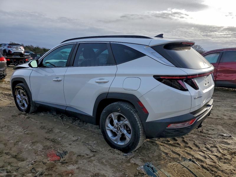 Фото 2 - HYUNDAI TUCSON