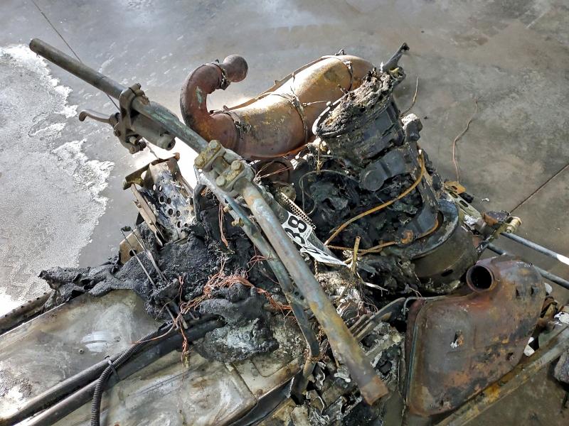 SKI-DOO SNOWMOBILE 2001