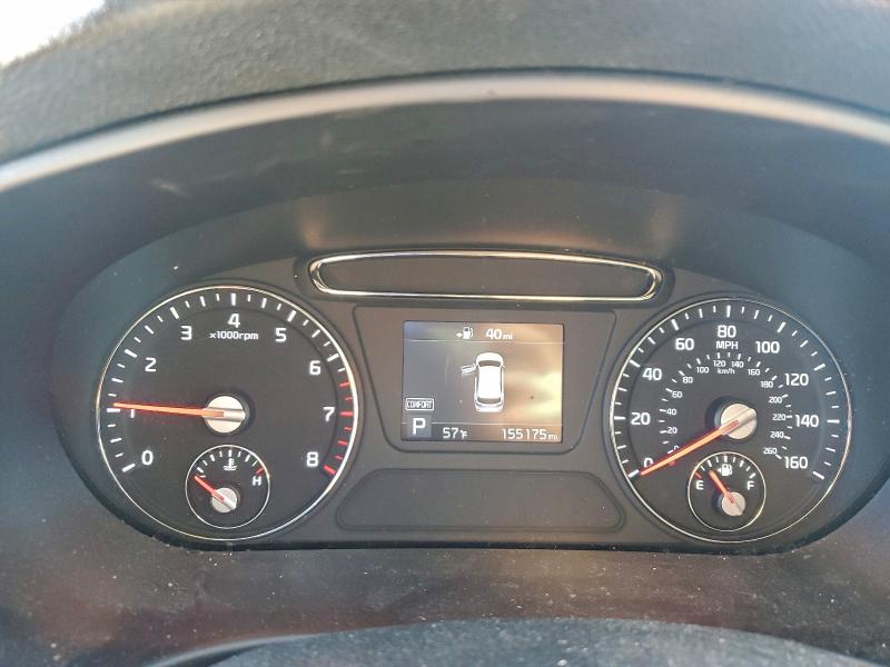 Фото 9 - KIA SORENTO