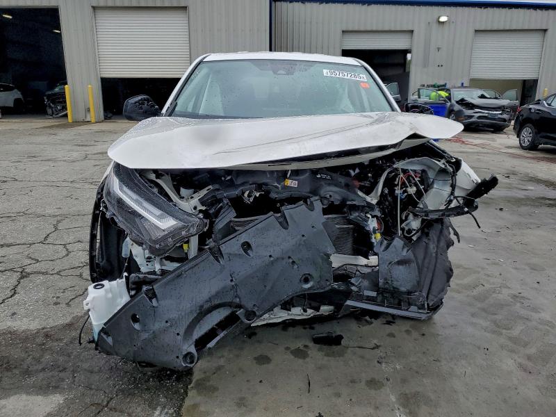 Фото 5 - TOYOTA RAV4