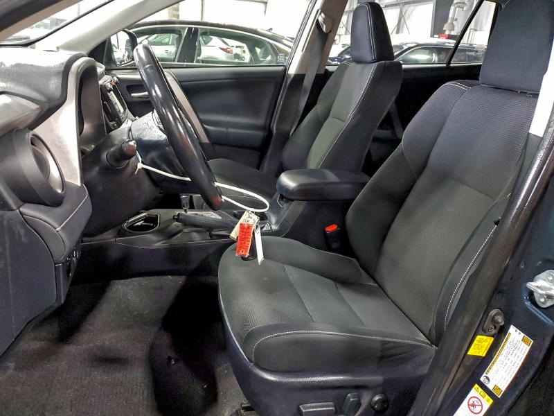 Фото 7 - TOYOTA RAV4