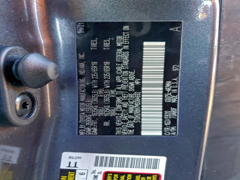 Фото 13 - TOYOTA HIGHLANDER