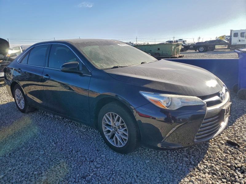 Фото 4 - TOYOTA CAMRY