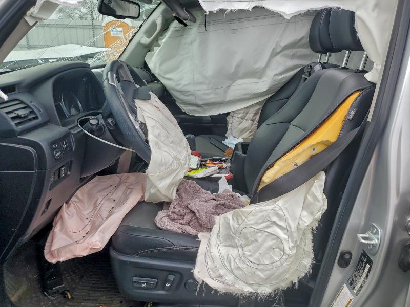 Фото 7 - TOYOTA 4RUNNER