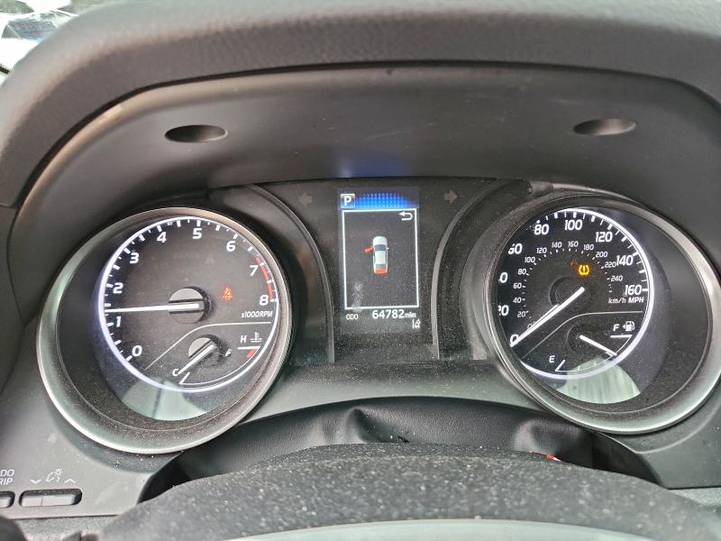 Фото 9 - TOYOTA CAMRY