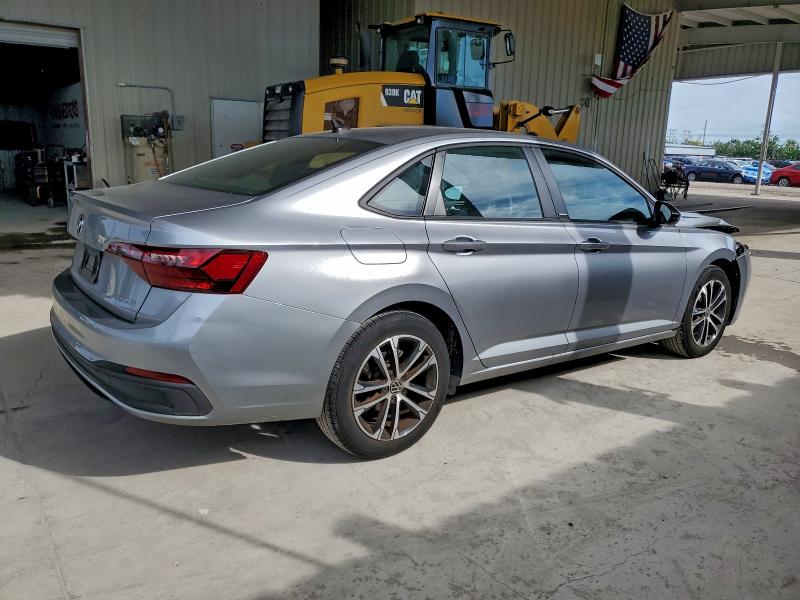 Фото 3 - VOLKSWAGEN JETTA