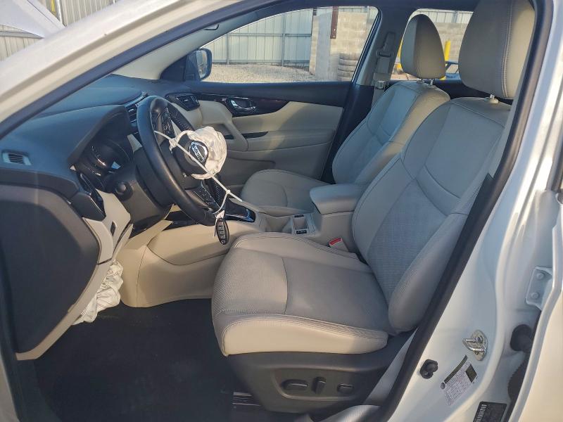 Фото 7 - NISSAN ROGUE