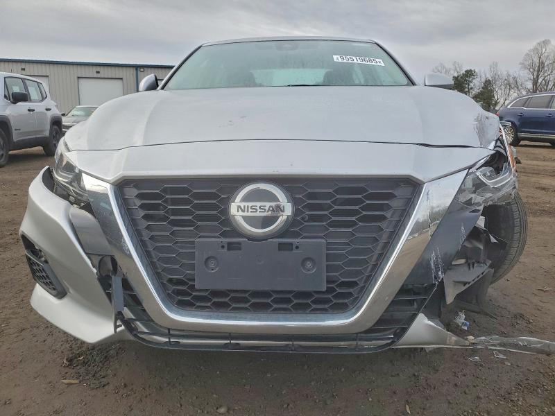 Фото 5 - NISSAN ALTIMA