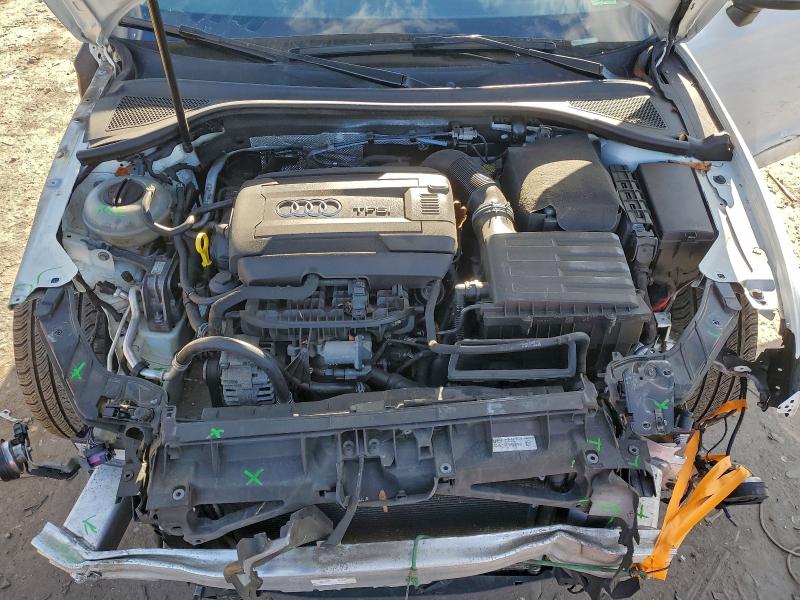 Фото 11 - AUDI A3