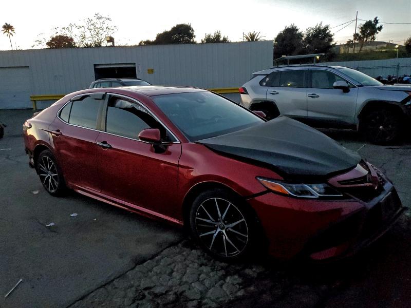 Фото 4 - TOYOTA CAMRY