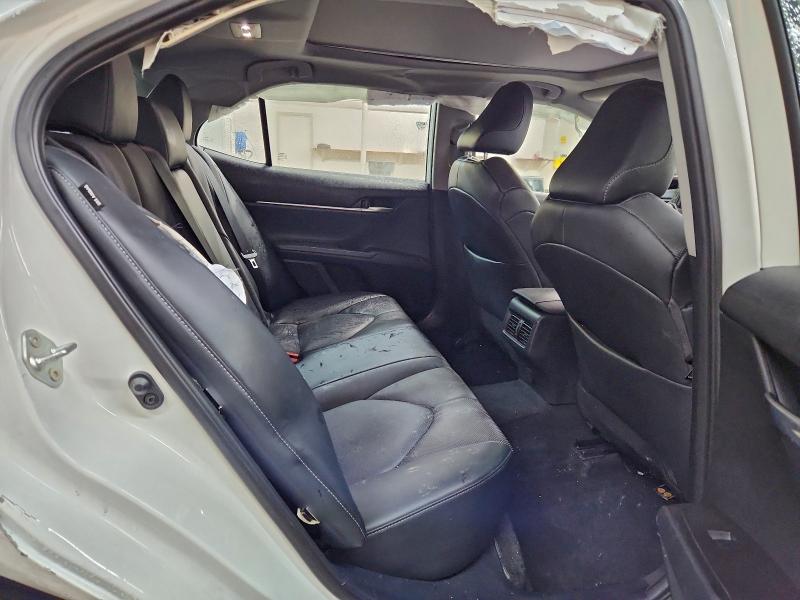 Фото 10 - TOYOTA CAMRY