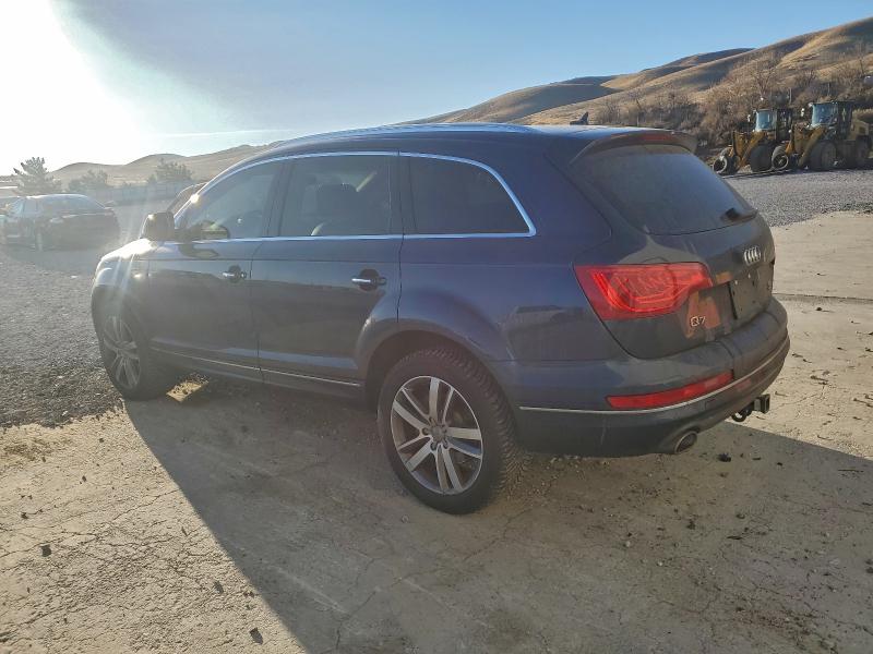 Фото 2 - AUDI Q7