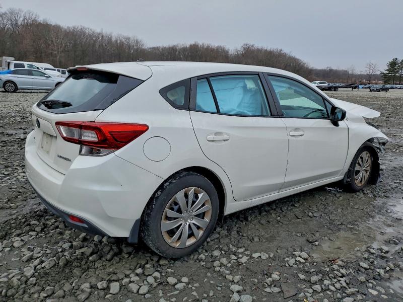 Фото 3 - SUBARU IMPREZA