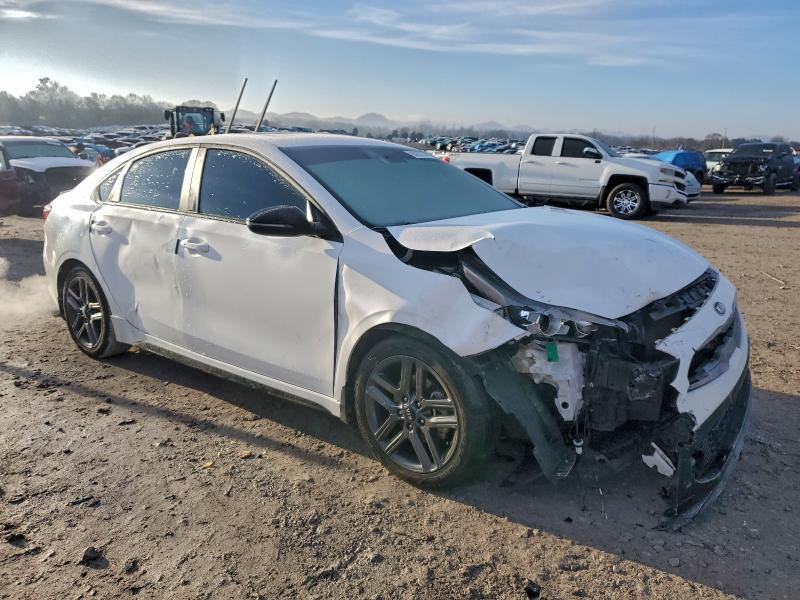 Фото 4 - KIA FORTE