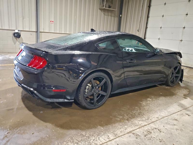 Фото 3 - FORD MUSTANG