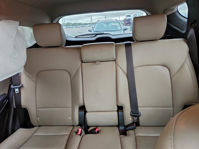 Фото 10 - HYUNDAI SANTA FE