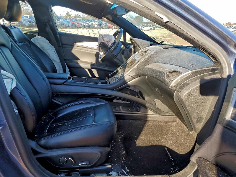 Фото 7 - LINCOLN MKZ