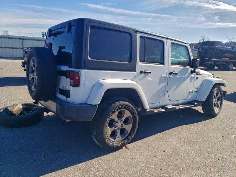 Фото 3 - JEEP WRANGLER