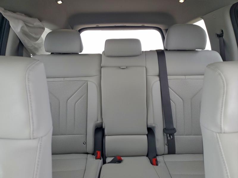 Фото 10 - HYUNDAI SANTA FE