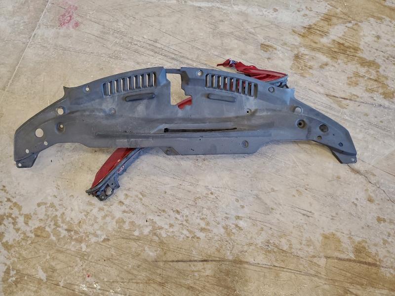 Фото 12 - LEXUS IS