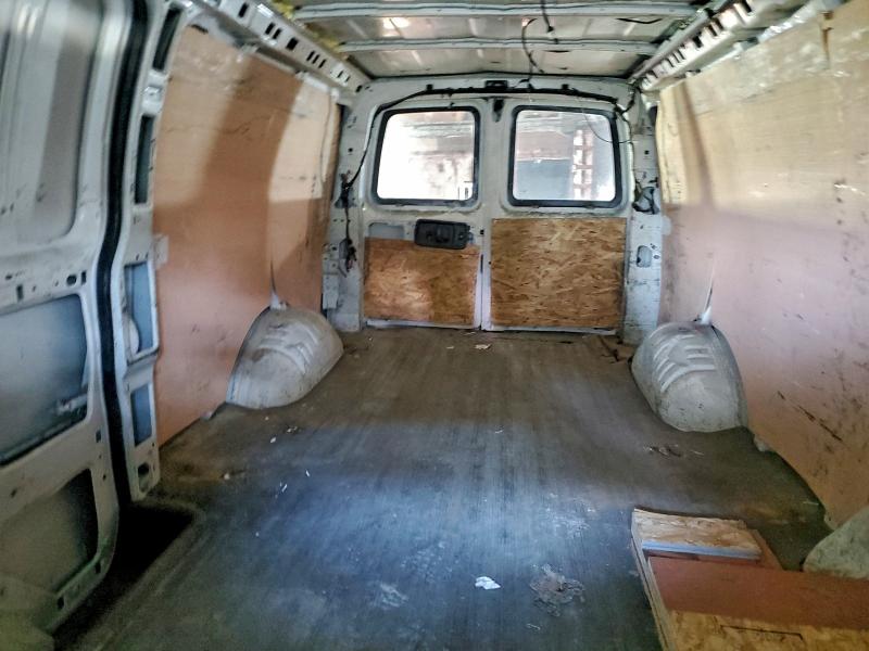 Фото 10 - CHEVROLET EXPRESS