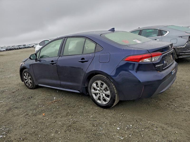 Фото 2 - TOYOTA COROLLA