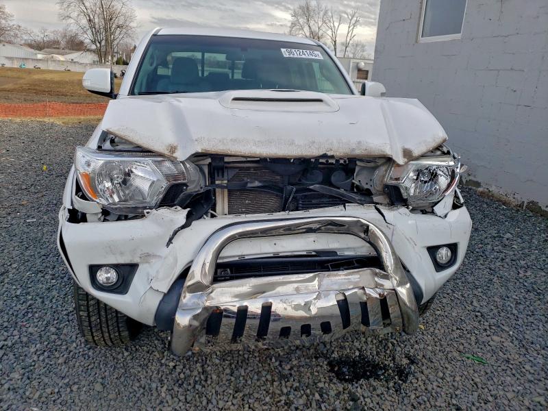 Фото 5 - TOYOTA TACOMA