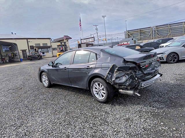 Фото 2 - TOYOTA CAMRY