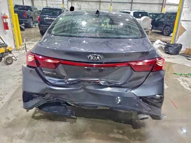 Фото 6 - KIA FORTE