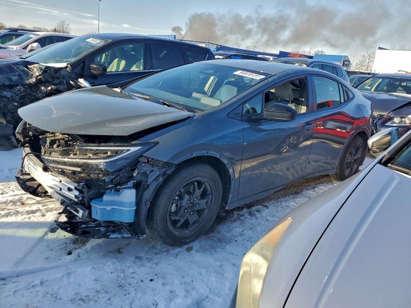 Фото 1 - TOYOTA PRIUS