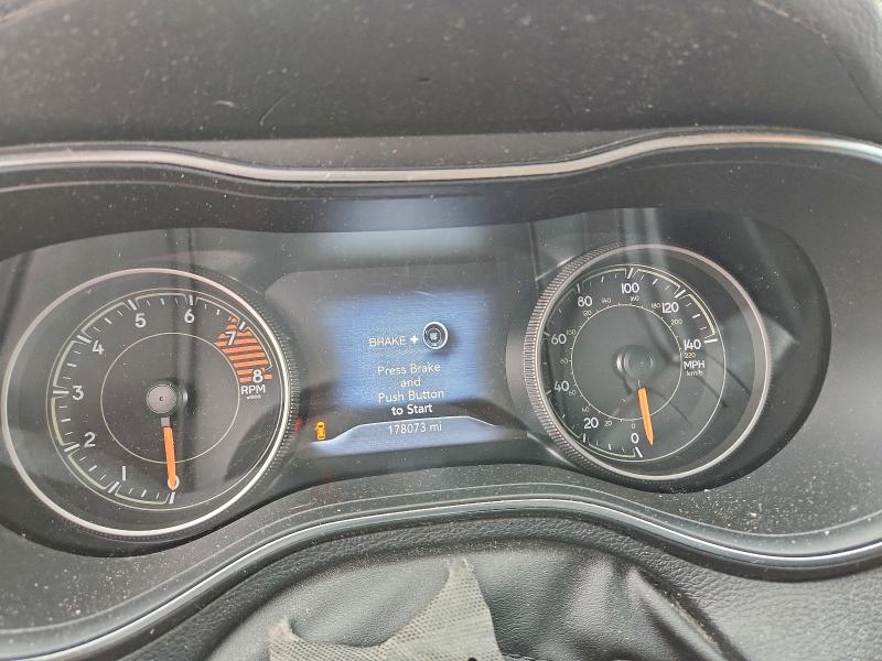 Фото 9 - JEEP GRAND CHER