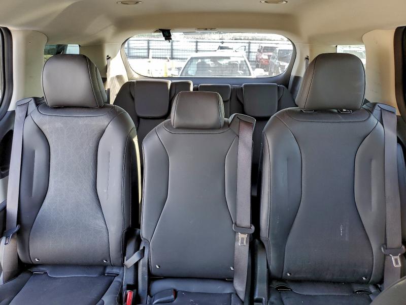 KIA CARNIVAL L 2023 VIN KNDNB4H32P6244147