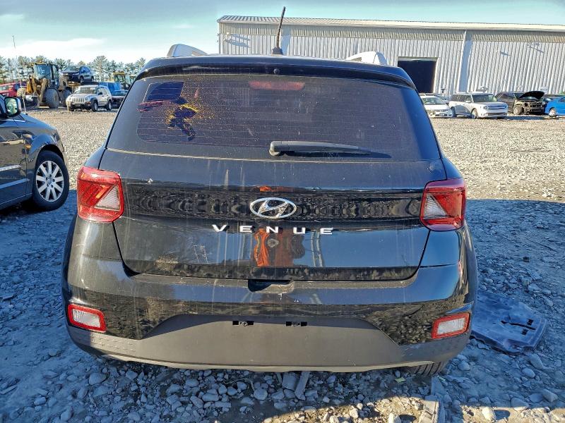 Фото 6 - HYUNDAI VENUE