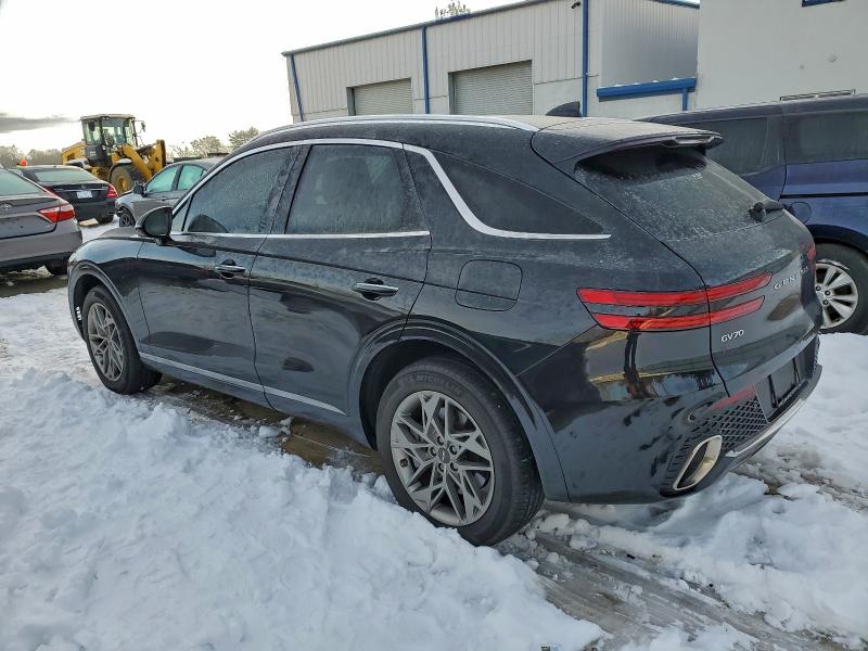 2023 GENESIS GV70 BASE
