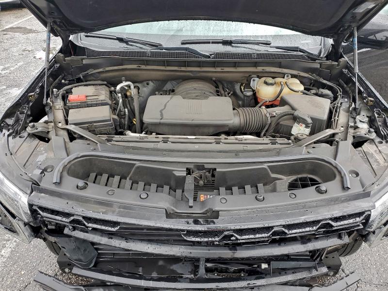 Фото 12 - CHEVROLET SUBURBAN