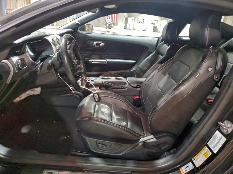 Фото 7 - FORD MUSTANG