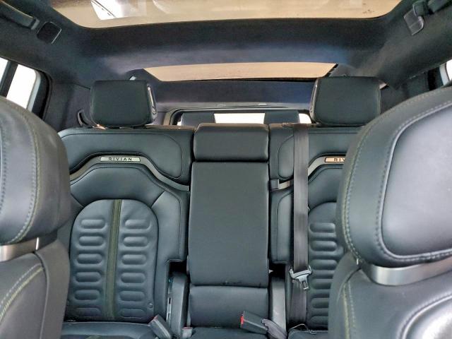 RIVIAN RIS 2023 VIN 7PDSGABLXPN020988